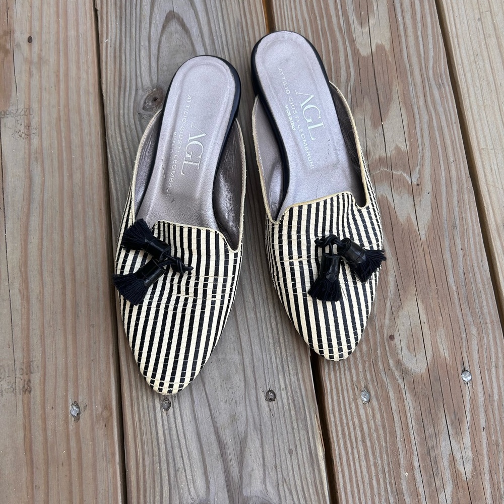 Vintage AGL Mules Size 37 or US size 7 Black and White with Tassels